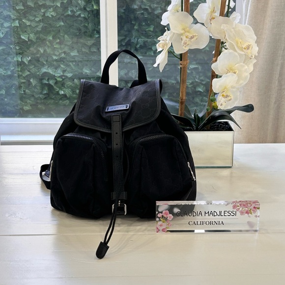 Double Pocket Backpack GG Nylon
Small /Medium size - Picture 1 of 16
